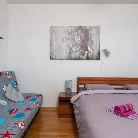 Apartment Only *