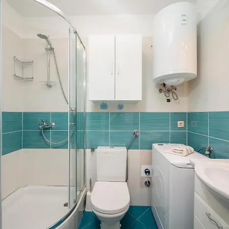 Apartment Only *